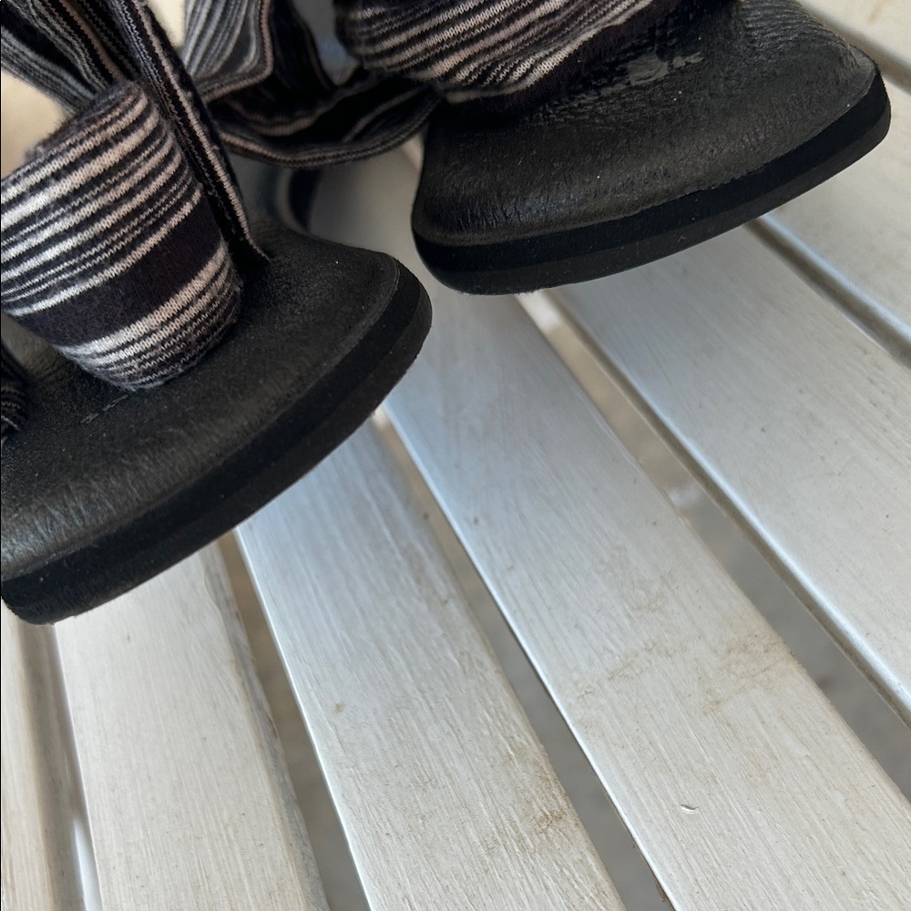 SANUK😎Black and White Striped SLING 2 Yoga Mat COMFY Sandals Size 9 - Picture 6 of 10